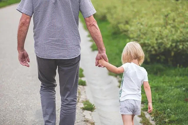 Daddy and her daughter 